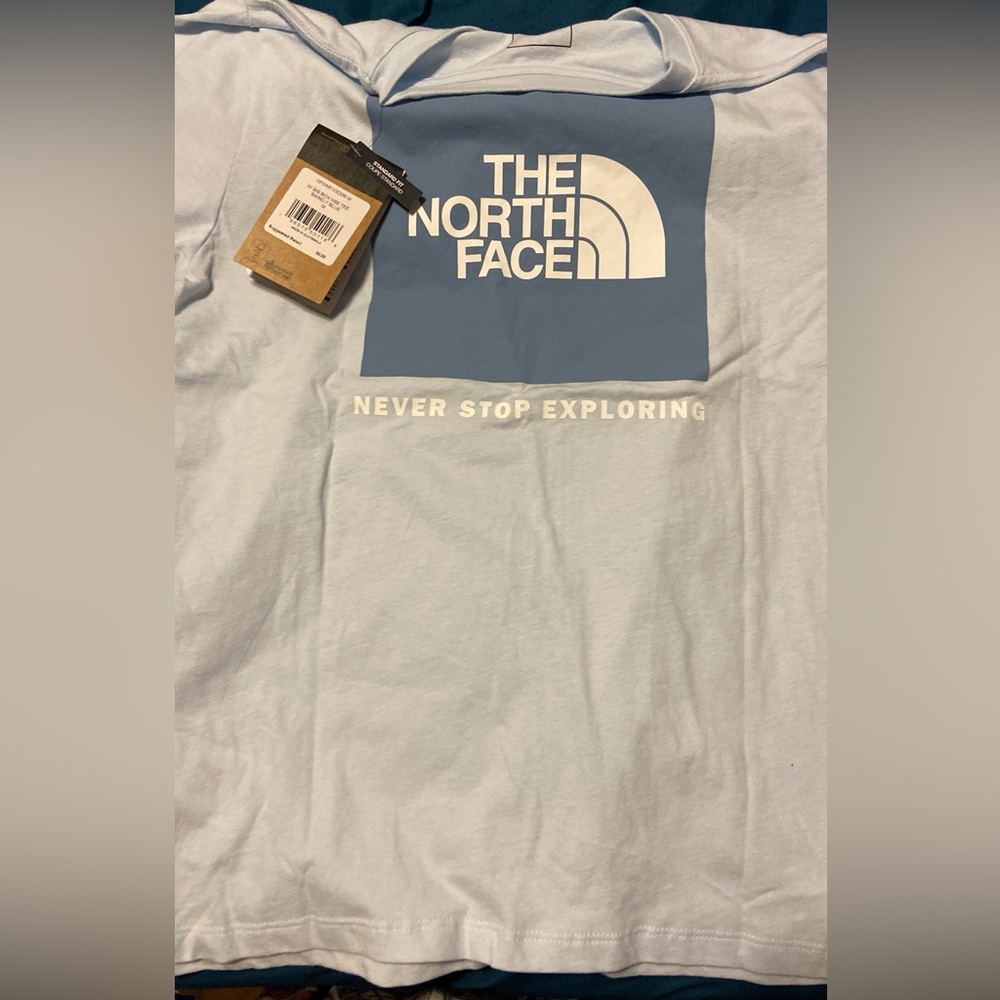 Brand new North Face T-shirt size Medium